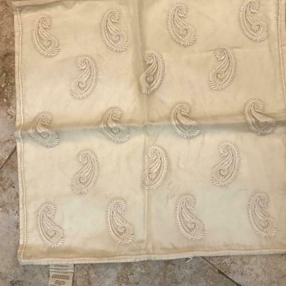 Ralph Lauren  Off White Embroidered SILK sham